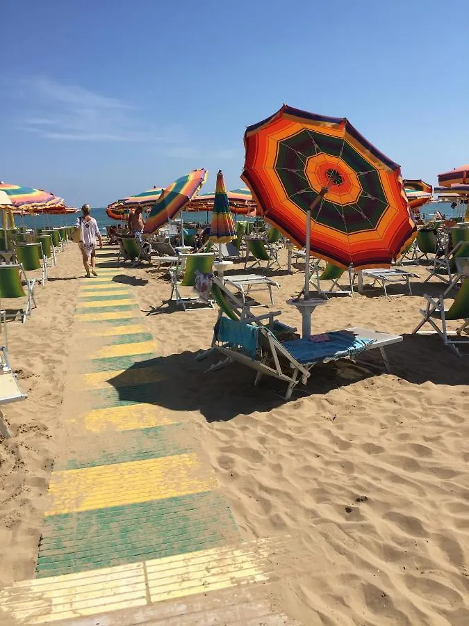 Appartamenti Monica Residence Foscolo Lido di Jesolo 0*,  Italia